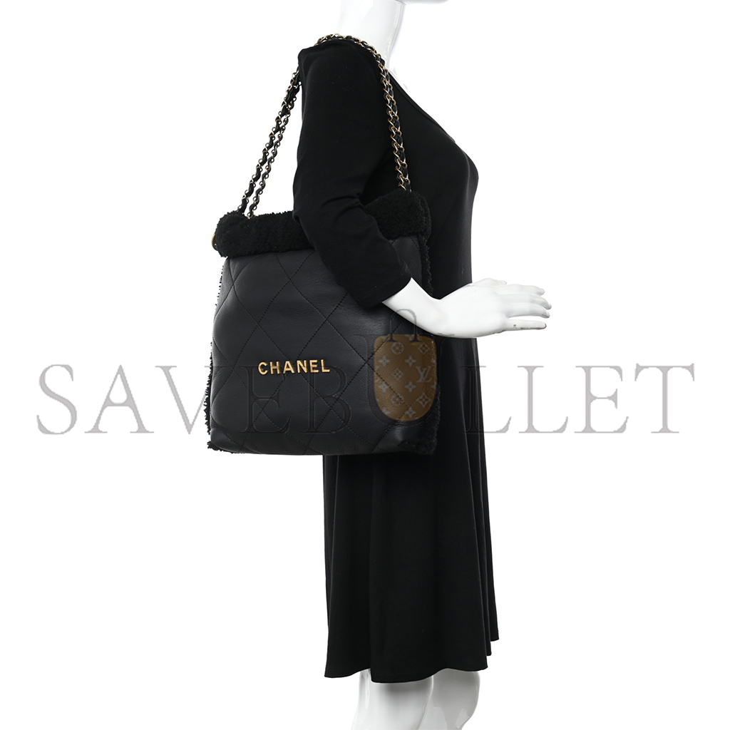 CHANEL MASTER AGED LAMBSKIN SHEARLING QUILTED SMALL CHANEL 22 BLACK AS3260 (30*30*8cm)